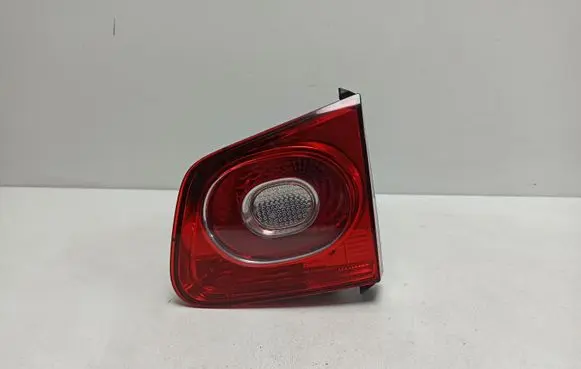 Volkswagen Tiguan Tailgate rear/tail lights 5N0945094C