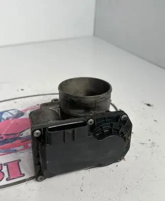 Subaru Legacy Throttle valve 16112AA260