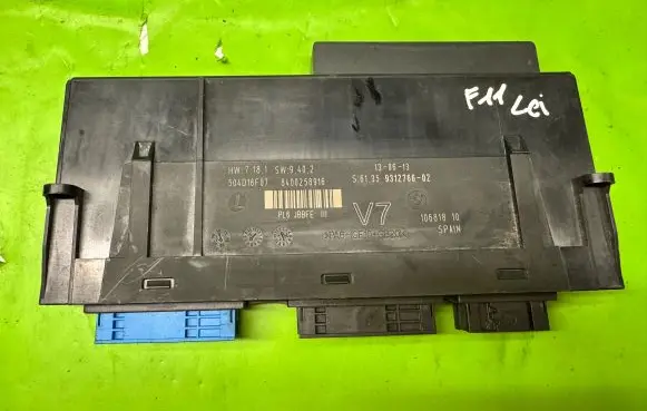 BMW 5 F10 F11 Comfort/convenience module 9312766 8400258916