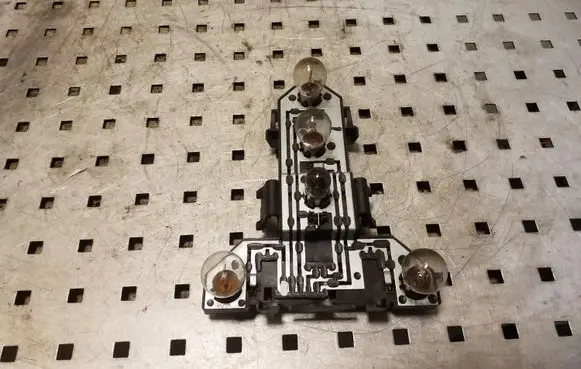 Tail light part