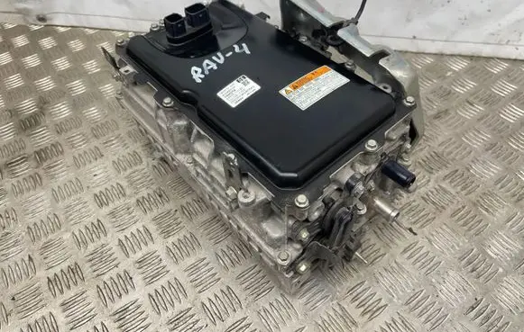 Toyota RAV 4 (XA50) Voltage converter inverter G920033140