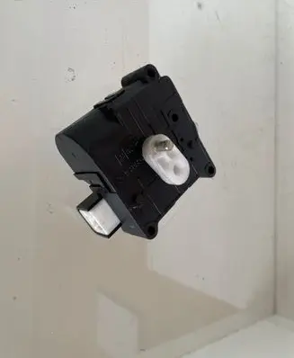 Toyota Corolla Verso AR10 Air flap motor/actuator 1138002051