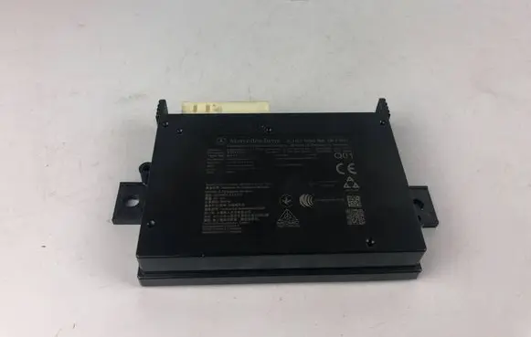 Mercedes-Benz E W213 Bluetooth control unit module A1679009418