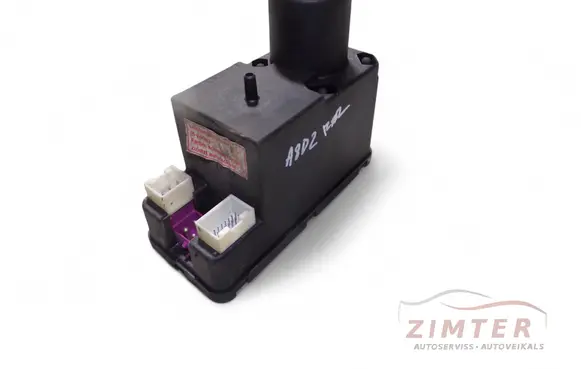 Audi A8 S8 D2 4D Central locking vacuum pump 4A0862257J