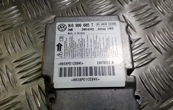 Volkswagen Golf V Airbag control unit/module 1K0909605T