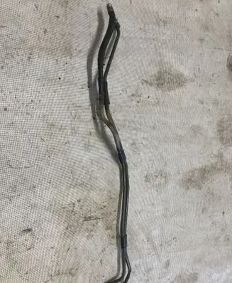 Gearbox oil cooler pipe/hose