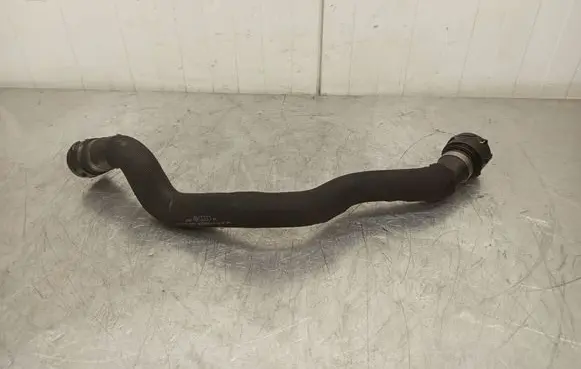 Audi A4 S4 B8 8K Engine coolant pipe/hose 8K0121101M