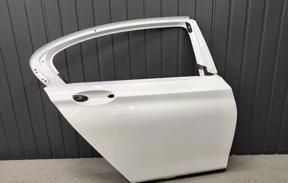 BMW 7 G11 G12 Rear door A96 MINERALWEISS