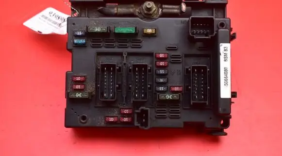 Peugeot 307 CC Fuse box set 9650664080