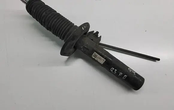 Audi Q3 8U Front shock absorber/damper 5N0413031