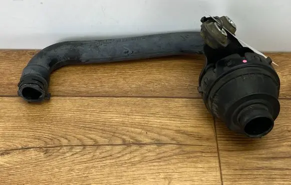Chevrolet Camaro Intake resonator 23340377PINYA 23340377