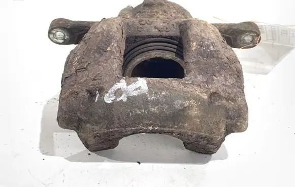 Toyota Auris E180 Front brake caliper 