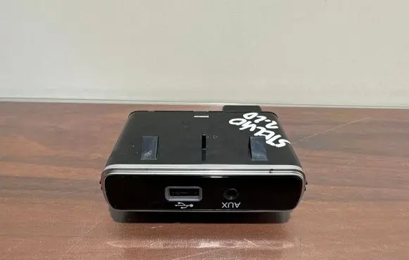 Alfa Romeo Stelvio USB socket connector 01561247210 03270 8217108047