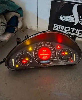 Mercedes-Benz E W211 Speedometer (instrument cluster) A2115402311 110080004019