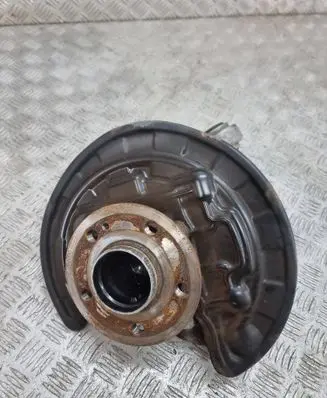 Mercedes-Benz CLA C118 X118 Rear wheel hub A2473502300