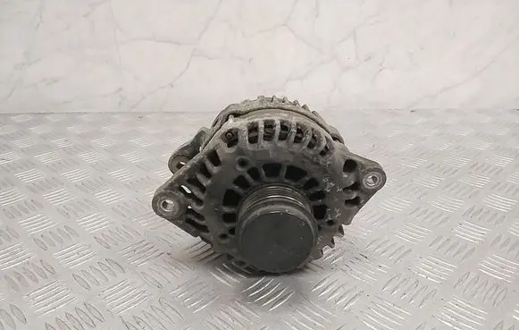 Opel Meriva A Generator/alternator 8400156