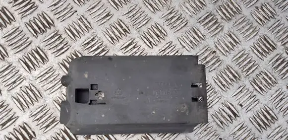Volvo XC90 Center/middle under tray cover 30716237