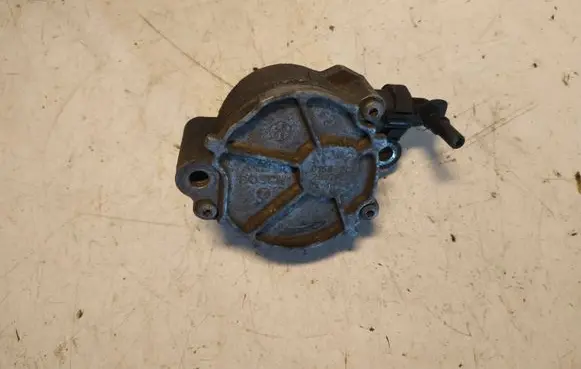 Volvo V50 Vacuum pump D1562C2607P