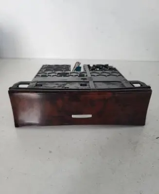 Ashtray (front)