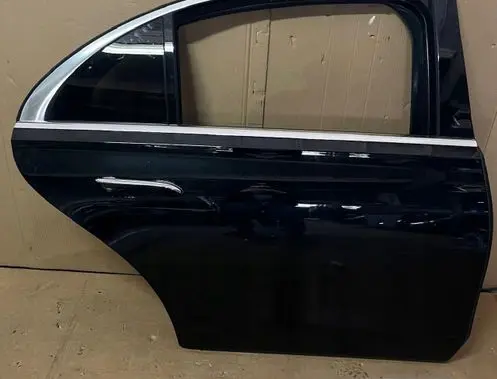 Mercedes-Benz S W223 Rear door 