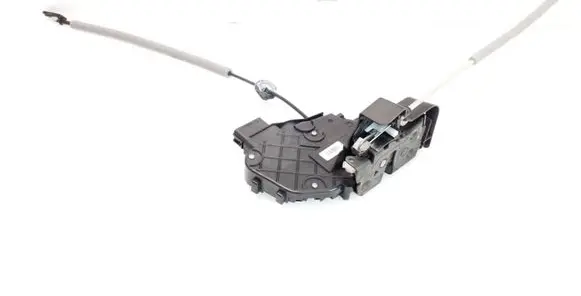 Volvo XC60 Front door lock 30799311