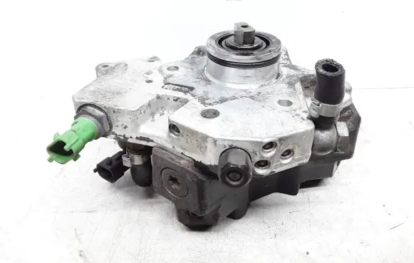 Fuel injection high pressure pump