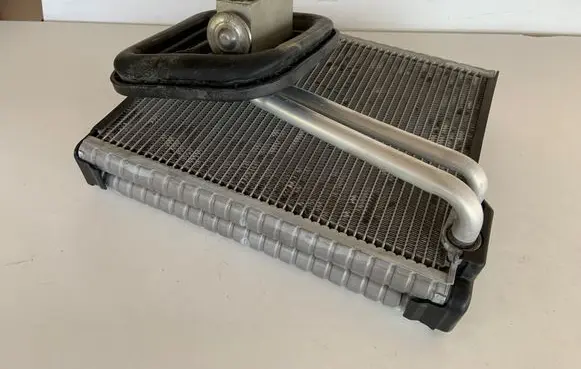 Air conditioning (A/C) radiator (interior)