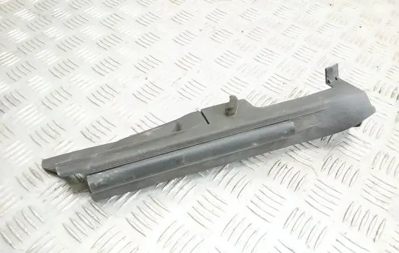 Toyota Avensis T270 Other engine bay part 5380805010
