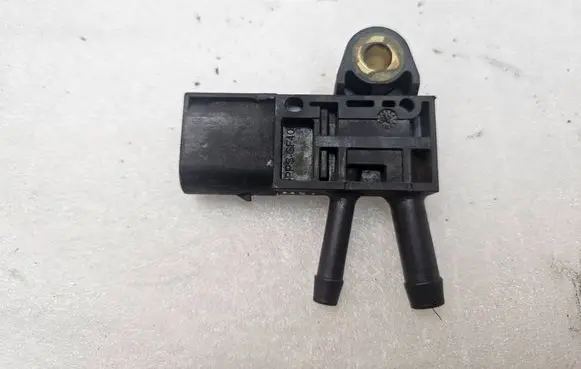 Jeep Grand Cherokee Exhaust gas pressure sensor 0281006341 56044587AC 15101671728E