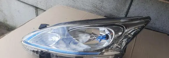 Nissan e-NV200 Headlight/headlamp 260604FA0A