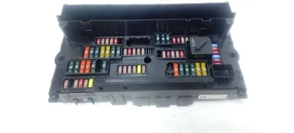BMW 5 F10 F11 Fuse module 923442101