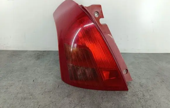Suzuki Swift I Rear/tail lights P4476LSTANLEY