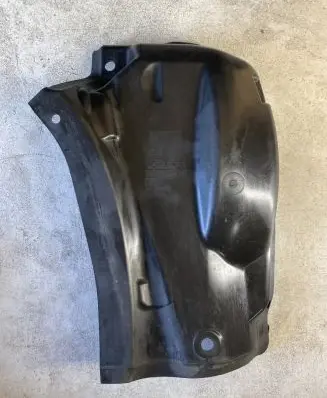 Other engine bay part