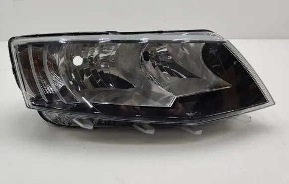 Skoda Octavia Mk3 (5E) Headlight/headlamp 5E1941016