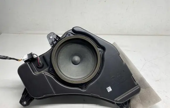 KIA Sportage Subwoofer speaker 96380-3W100