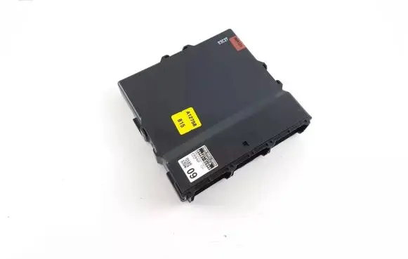 Toyota Auris E210 Engine control unit/module 8998102090 MB2850005671