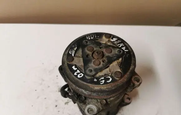 Citroen C5 Air conditioning (A/C) compressor (pump) SD7V16 1096011162