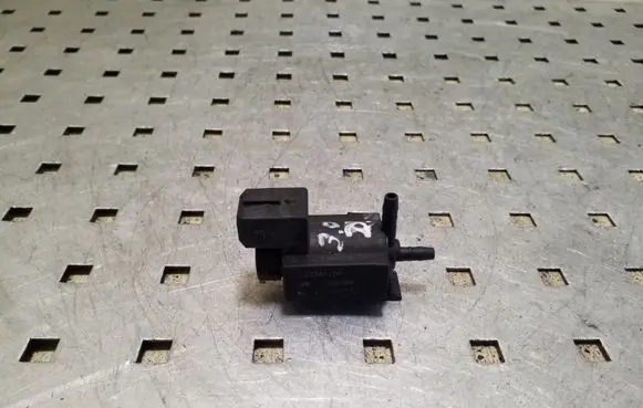 Vacuum valve