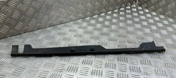 Audi A4 S4 B9 Fender end trim 8W0820581