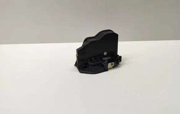 BMW 5 E60 E61 Front door lock 7202146 51217202146 51217059974
