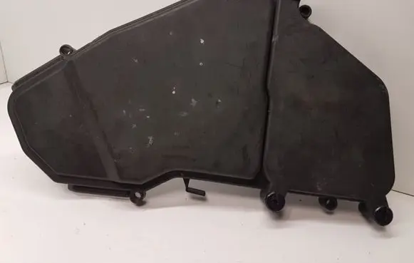 Audi Q7 4L Fuse box cover 7L0937576B 7L0937576A