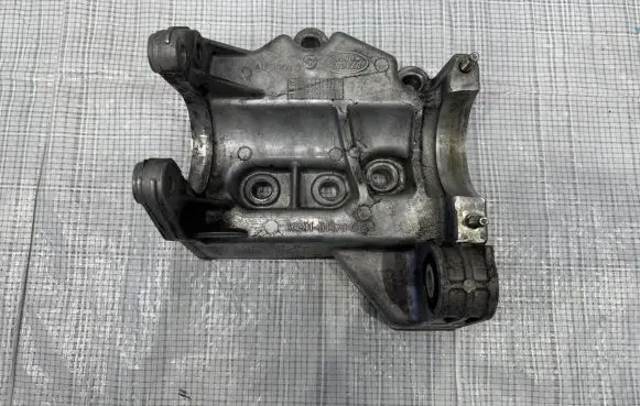 Land Rover Range Rover Evoque L538 Engine mount vacuum valve 6G9N-4H473-CE