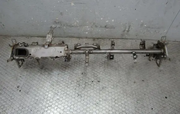 Renault Megane III Dashboard cross member/frame bar RE9549337