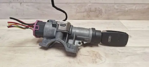 Audi A4 S4 B6 8E 8H Ignition lock 4B0905851G