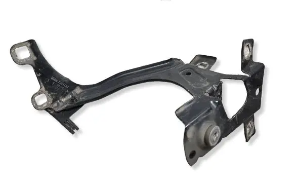 BMW 7 G11 G12 Fender mounting bracket 7347423