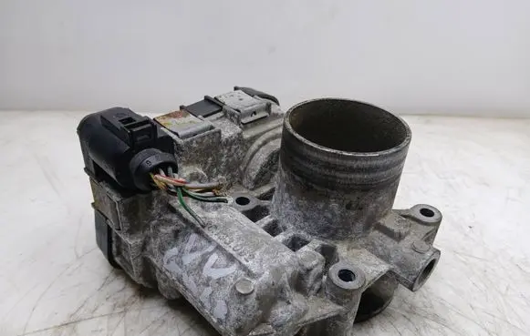 Volkswagen Golf V Throttle body valve 03C133062KAS 03C133062