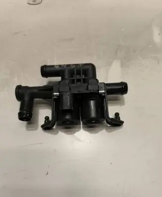 BMW 7 F01 F02 F03 F04 Coolant heater control valve 9119164 100317
