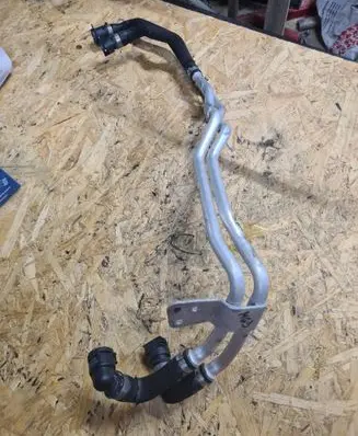 BMW X5 G05 EGR valve line/pipe/hose 8571601