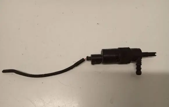 Audi A4 S4 B8 8K Headlight washer pump 3B7955681 001016