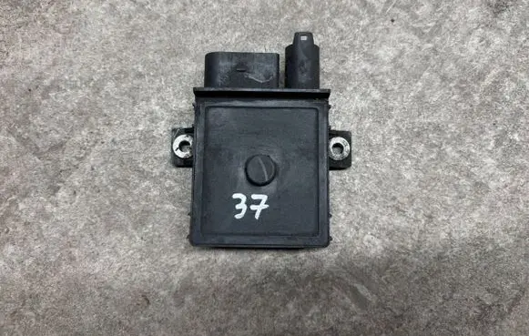 BMW X5 E70 Glow plug pre-heat relay 7801201